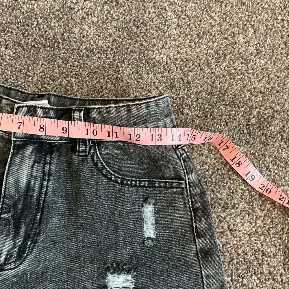 SHEIN Black Distressed Jean Shorts High-Waisted - Picture 4 of 5
